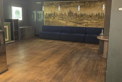 Un Simbol al Eleganței Urbane: Vilă Distinsă pe Strada Maria Rosetti - 1