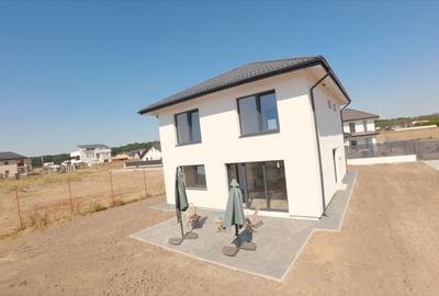 Vila pentru cei care vor spațiu, natură și acces rapid către București - 40