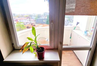 Apartament cu 2 camere decomandat, mobilat în P-ța Alba Iulia