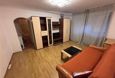 Miron Costin - 2 camere semidecomandat - parter - 1