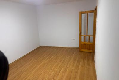 Apartament 3 camere cf 1 decomandat - 4