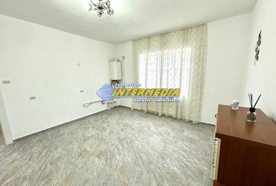 Casa 3 camere in Alba Iulia Zona CENTRU cu 900 mp teren utilitati si la asfalt - 7