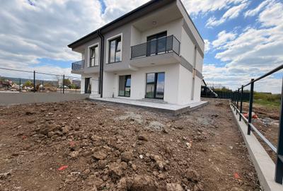 Casa duplex 4 camere 2 bai zona Bucium - 11