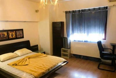 Vând apartament boem, într-un bloc ca un refren - 21