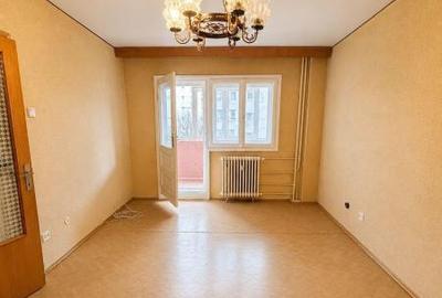 Apartament 2 camere etaj 5 zona Teiul Doamnei - 1