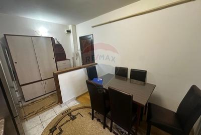 Apartament cu 2 camere decomandat în Republicii