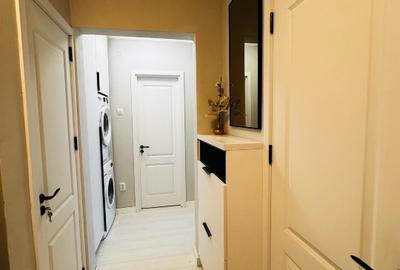 Apartament 2 camere, decomandat, renovat recent, parcare inclusă– 5 min metrou - 6