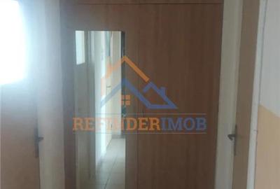Apartament de vanzare cu 2 camere, zona Basarabia - Metrou Costin Georgian - 3