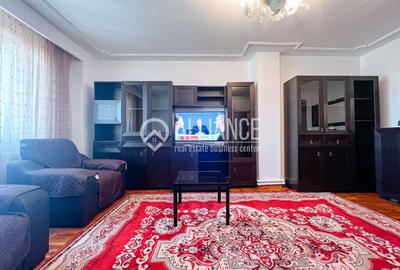 Apartament cu 3 camere decomandat, mobilat în Gara