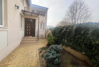 Casă cu 3 camere în