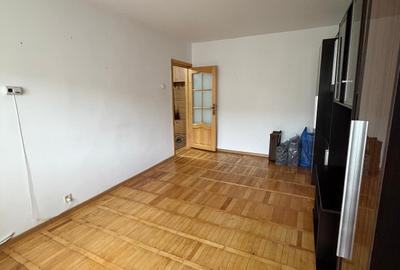 Apartament 2 camere decomandat in zona Liceului Economic - 2