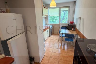 Apartament 4 camere 87 mp - Imobil 1965 - Etaj 1/4 - 10