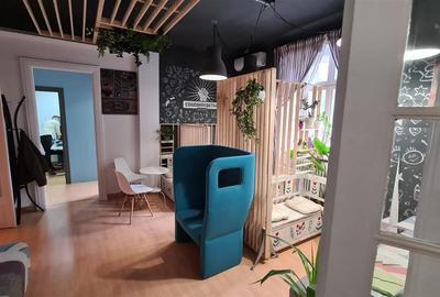 Apartament 4 camere Ultracentral | renovat complet 2020 | boxa la subsol | Roman - 1