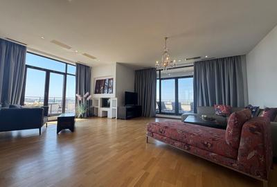 Apartament cu 4 camere decomandat, mobilat în Băneasa