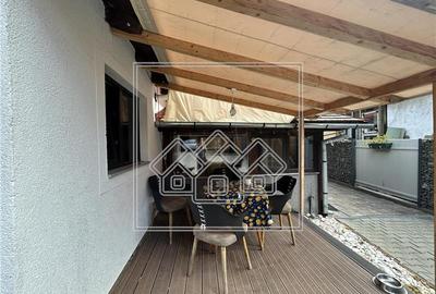 Casa de vanzare in Sibiu - Cisnadioara - 5 camere si 4 bai - - 30