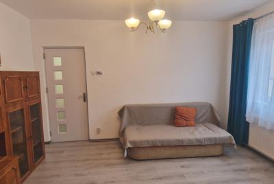 Apartament cu 2 camere nedecomandat, mobilat în Cedonia