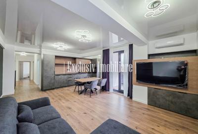 Apartament cu 3 camere decomandat, mobilat în Palazu Mare