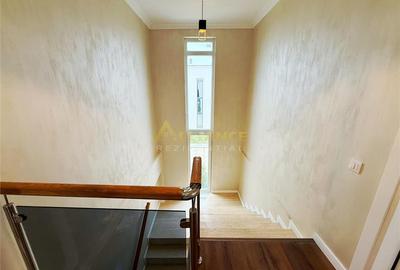 Duplex Premiun - 5 Camere - 3 Bai -Panouri solare - 18