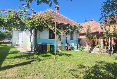 Casa S+P+pod, situata in Str. Vanatori nr.66 in Rasnov, 4 camere, teren 500 mp - 1