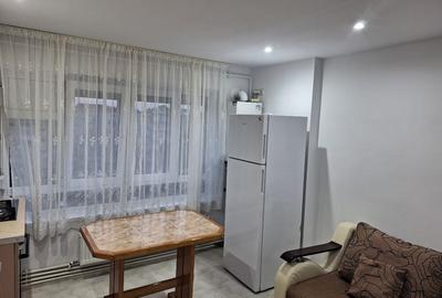 Închiriez apartament - 2