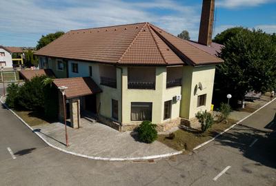 Casă individuală cu 4 camere în Cartierul Verde