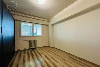 Apartament cu 3 camere decomandat în Doamna Ghica