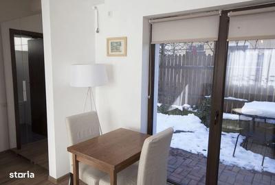 AP. 2 CAMERE- OBOR, CENTRALA, BUCATARIE INCHISA, PARCARE, CURTE - 3