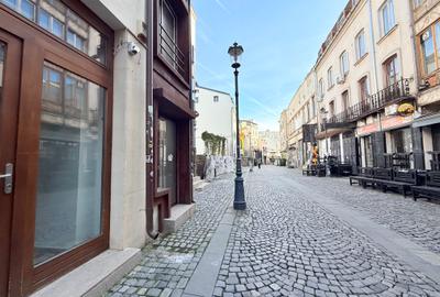 Spațiu comercial, 35 mp în P-ța Unirii
