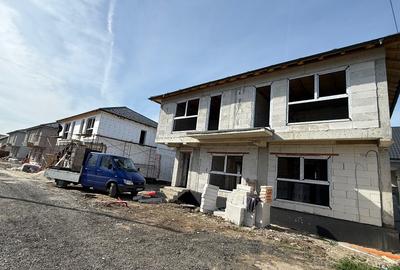 Casă individuală P+ETAJ+Pod Valu lui Traian, 265 mp teren • 2 parcări - 10