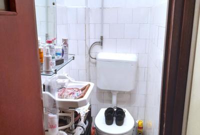 Apartament 4 camere  -Garaj de 17 ,25 mp-  5 minute metrou Romancierilor - 11