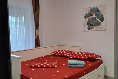 Proprietar; inchiriez apartament renovat  cu 2 camere Piata Romana - 9