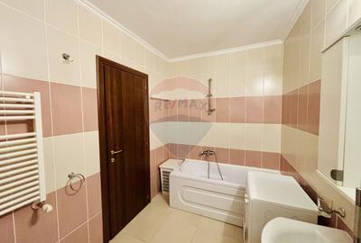 Apartament cu 3 camere de închiriat în zona Nufarul - 11
