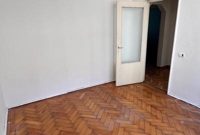 Apartament 3 camere, decomandat – Str. 1 Decembrie, Dărmănești - 8