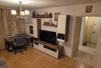 3 camere, 70 mp Lipovei - 1