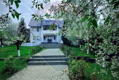 De închiriat duplex cu 4 camere - Șoșeaua Bârnova - 1