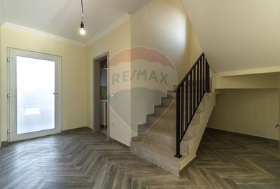 CASA TIP DUPLEX cu 5 camere de vanzare| Cartier Izvor | COMISION 0% - 26