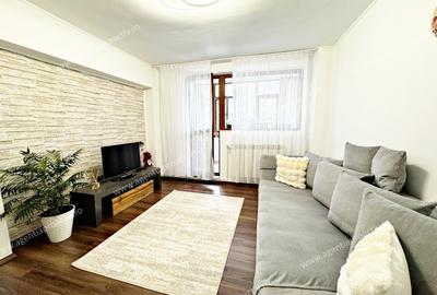 Apartament cu 2 camere decomandat în Micro 20