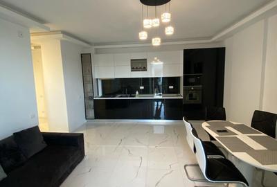 Apartament cu 3 camere decomandat, mobilat în Mamaia