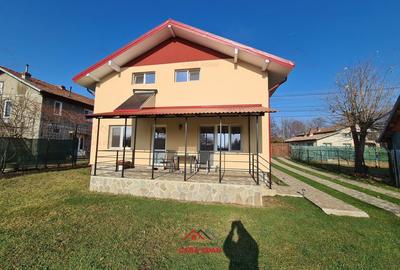 Casa  in Campina--260.000e - 2