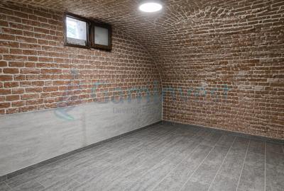 Apartament ultracentral cu 6 incaperi de vanzare in Oradea - 17