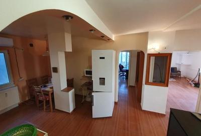 Apartament decomandat 4 camere, 2 bai, 2 balcoane + boxa  Pantelimon - 1