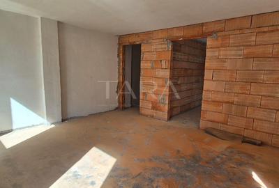 Vanzare apartament cu 1 camera in Sannicoara, cu gradina proprie. - 1