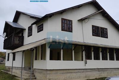 VIla de vanzare Teisani Stubeiu 11250 mp - 1