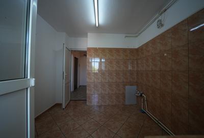 Apartament 3 camere Dristor, metrou 15 min, Fizicienilor - centrala proprie - 6