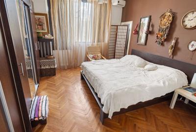 Apartament cu 3 camere în Unirii