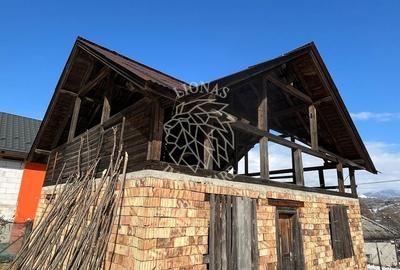 Casa la rosu-Zona Bistrita Bargaului-Teren-700mp - 2