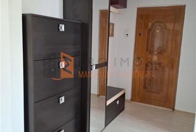 Apartament 3 camere cf 1  decomandat zona Micro 5 - 1