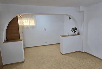 Casă 2 camere de închiriat | Barbu Văcărescu – Intrarea Glucozei | Parcare - 5