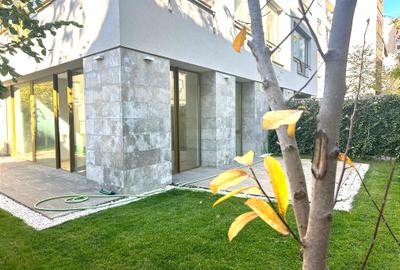 Apartament cu 4 camere decomandat în Cișmigiu