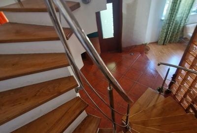 Splaiul Unirii - Calea Vitan- Mihai Bravu - Vila moderna - 330 mp, P+1E+M, garaj - 15